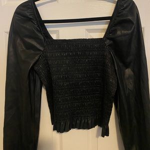 ✨NEW SUPER UNIQUE LEATHER ROUCHED OFF THE SHOULDER TOP✨❤️❤️